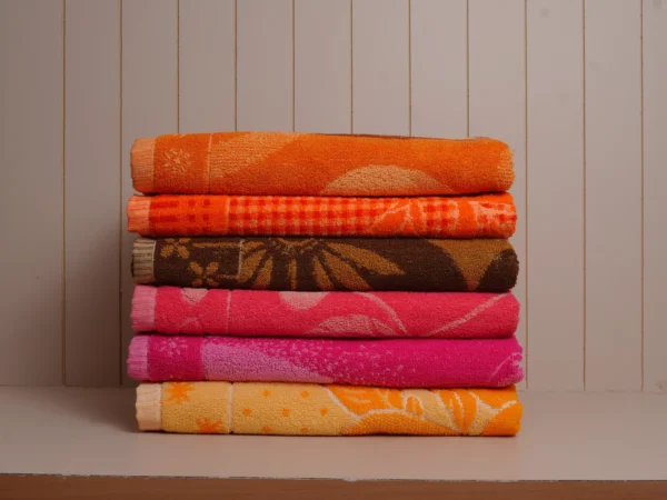 Marble Deluxe Towels